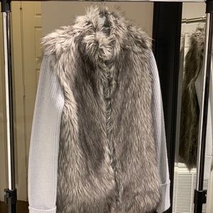 Express grey winter sweater/jacket w/ faux fur.